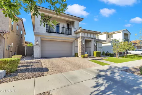 Exterior - 10020 E Wavelength Ave, Mesa, AZ 85212 photo 4 of 26