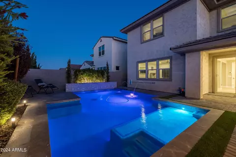 Exterior - 10020 E Wavelength Ave, Mesa, AZ 85212 photo 16 of 26