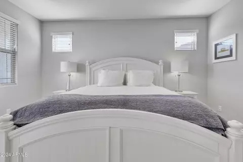 Bedroom - 10020 E Wavelength Ave, Mesa, AZ 85212 photo 5 of 11