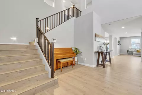 Entry Way - 10020 E Wavelength Ave, Mesa, AZ 85212 photo 3 of 15
