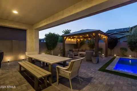Exterior - 10020 E Wavelength Ave, Mesa, AZ 85212 photo 18 of 26