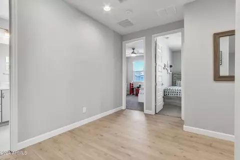 Entry Way - 10020 E Wavelength Ave, Mesa, AZ 85212 photo 15 of 15