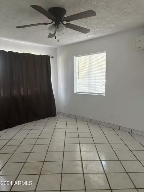 323 E 17th St, Douglas, AZ 85607 photo 8