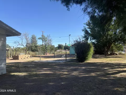 323 E 17th St, Douglas, AZ 85607 photo 4