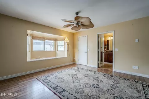 Living - 2124 E Osborn Rd, Phoenix, AZ 85016 photo 5 of 9
