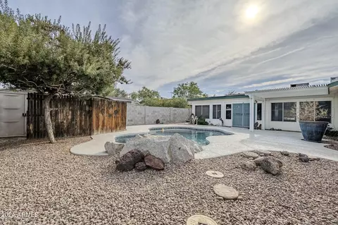 Exterior - 2124 E Osborn Rd, Phoenix, AZ 85016 photo 7 of 7