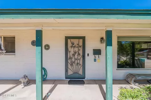 Exterior - 2124 E Osborn Rd, Phoenix, AZ 85016 photo 6 of 7