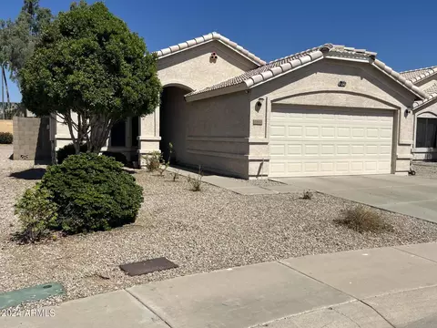 6862 W Gardenia Ave, Glendale, AZ 85303