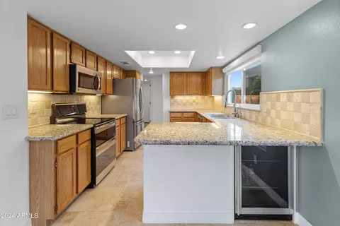 1322 E Angela Dr, Phoenix, AZ 85022 photo 11