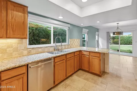 1322 E Angela Dr, Phoenix, AZ 85022 photo 15
