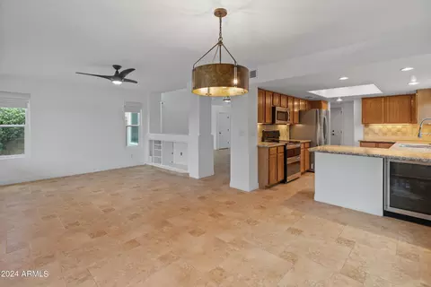 1322 E Angela Dr, Phoenix, AZ 85022 photo 9