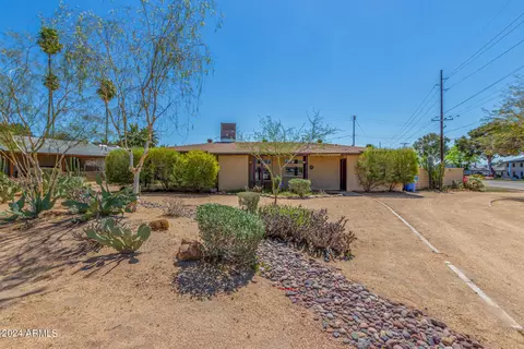 1201 E Desert Park Ln, Phoenix, AZ 85020
