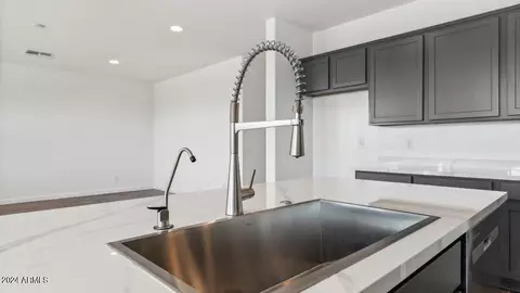 2389 W Spaulding Ave, Apache Junction, AZ 85120 photo 4