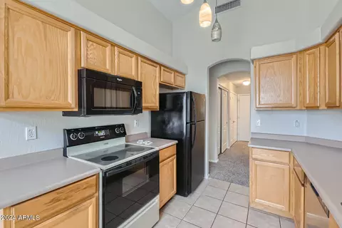 4211 E Renee Dr, Phoenix, AZ 85050 photo 8