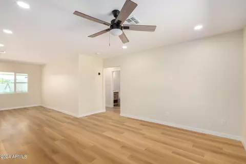 3543 E Pierce St, Phoenix, AZ 85008 photo 9