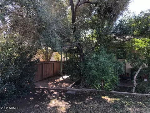 921 E Weldon Ave, Phoenix, AZ 85014 photo 8
