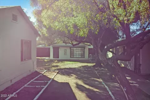 921 E Weldon Ave, Phoenix, AZ 85014 photo 22