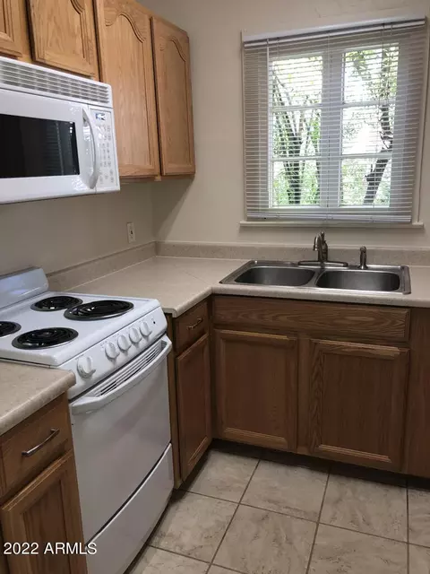 921 E Weldon Ave, Phoenix, AZ 85014 photo 15