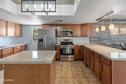 2801 E Osborn Rd, Phoenix, AZ 85016 photo 4