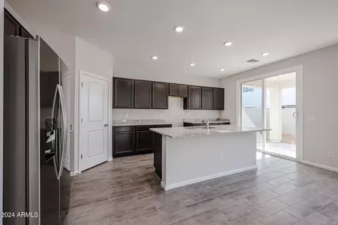 2667 E Bluff Spring Ave, Apache Junction, AZ 85119 photo 5