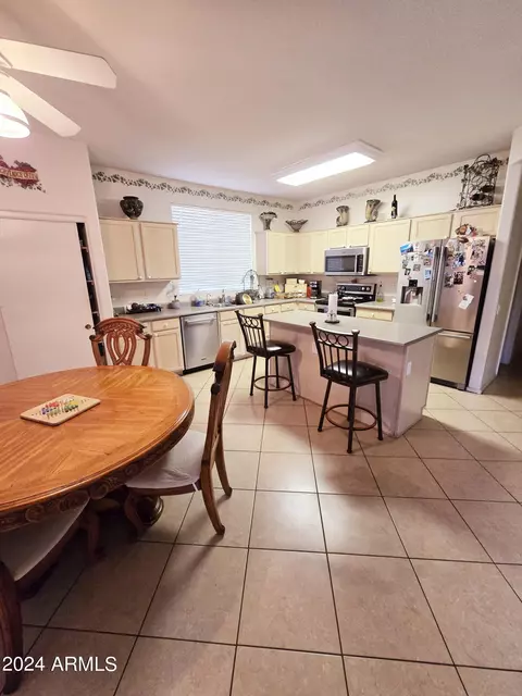 3209 E Tonto Ln, Phoenix, AZ 85050 photo 7