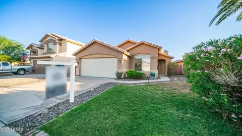 5051 W Glenview Pl, Chandler, AZ 85226