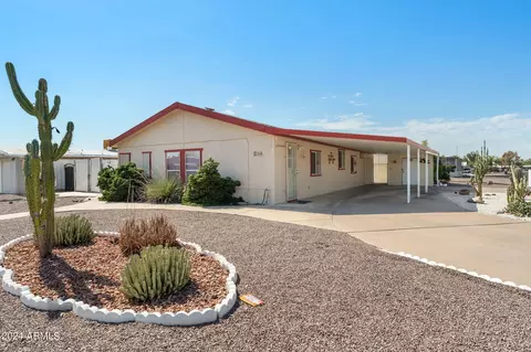 348 S 74th Pl, Mesa, AZ 85208