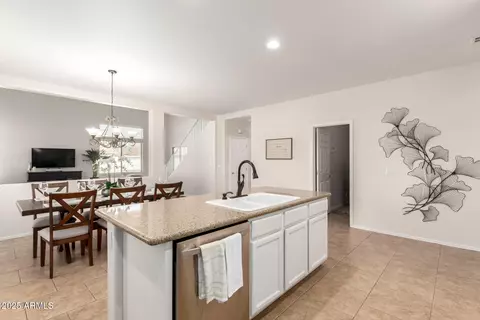 Kitchen - 1232 E Strawberry Dr, Gilbert, AZ 85298 photo 4 of 4