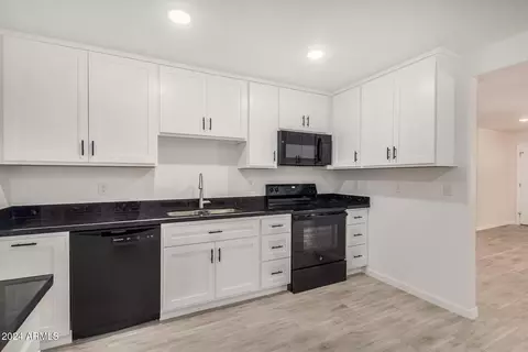 Undisclosed, Phoenix, AZ 85009 photo 10