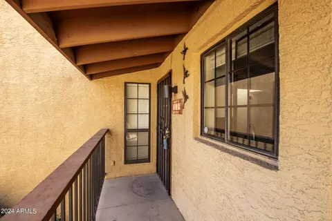 8330 N 21st Dr #J204, Phoenix, AZ 85021 photo 3