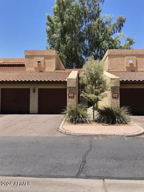 8330 N 21st Dr #J204, Phoenix, AZ 85021 photo 2