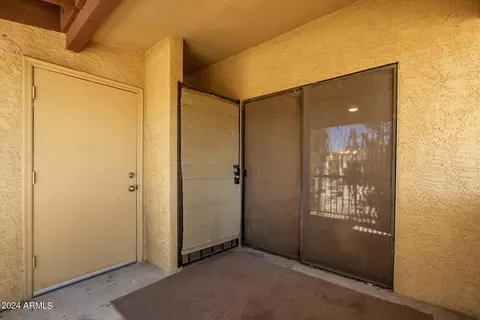 8330 N 21st Dr #J204, Phoenix, AZ 85021 photo 34