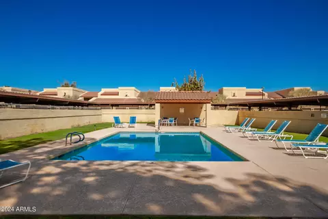 8330 N 21st Dr #J204, Phoenix, AZ 85021 photo 7