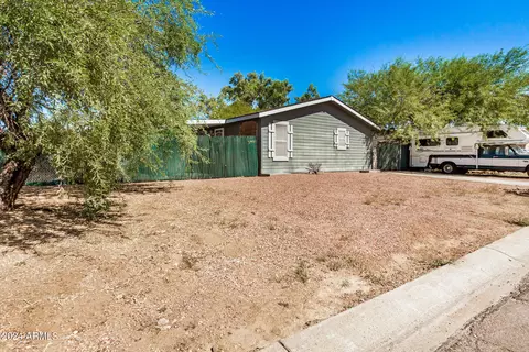 3850 W Abraham Ln, Glendale, AZ 85308