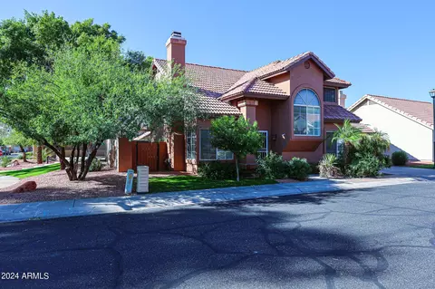 Exterior - 3907 E Ironwood Dr, Phoenix, AZ 85044 photo 2 of 18