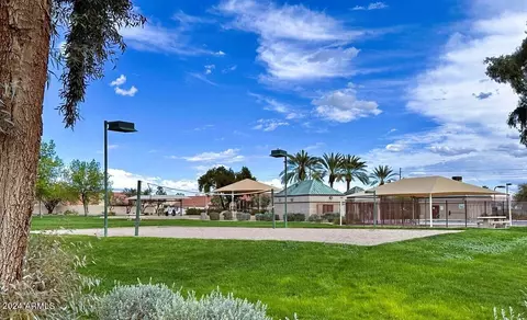 View/Area - 3907 E Ironwood Dr, Phoenix, AZ 85044 photo 8 of 10
