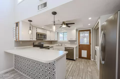 2235 E Catalina Dr, Phoenix, AZ 85016