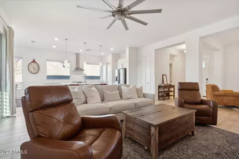 744 N Moon Rd, Apache Junction, AZ 85119 photo 11