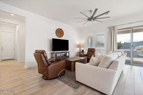 744 N Moon Rd, Apache Junction, AZ 85119 photo 3