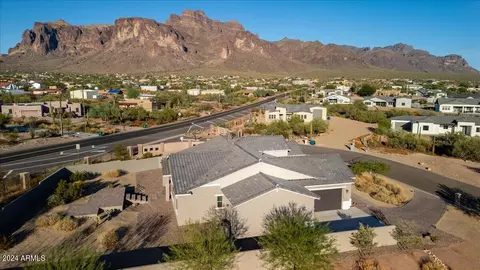 744 N Moon Rd, Apache Junction, AZ 85119 photo 6