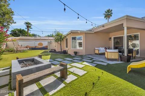 222 E Orange Dr, Phoenix, AZ 85012 photo 27