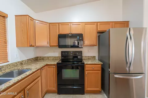2216 E Yuma Ave, Apache Junction, AZ 85119 photo 13