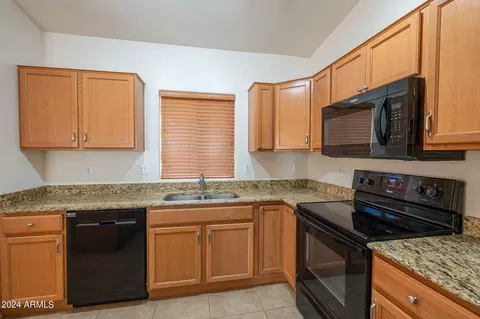 2216 E Yuma Ave, Apache Junction, AZ 85119 photo 9