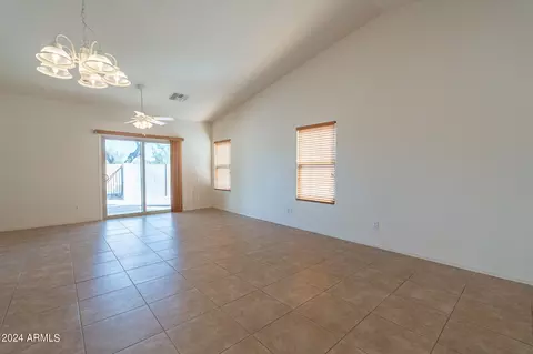2216 E Yuma Ave, Apache Junction, AZ 85119 photo 7