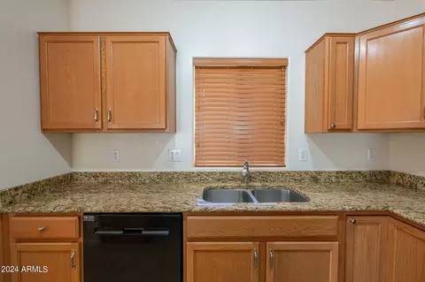 2216 E Yuma Ave, Apache Junction, AZ 85119 photo 12
