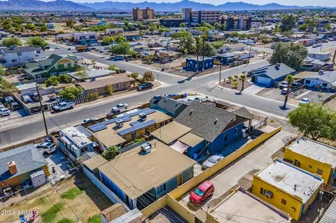 View/Area - 917 S Montezuma Ave, Phoenix, AZ 85003 photo 5 of 6