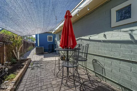 Exterior - 917 S Montezuma Ave, Phoenix, AZ 85003 photo 5 of 5