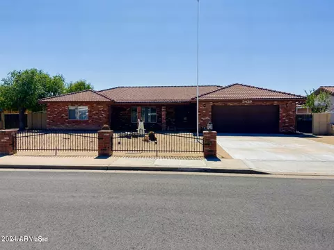 5439 E Capri Ave, Mesa, AZ 85206