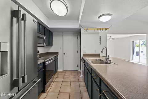 4401 E Arapahoe St, Phoenix, AZ 85044 photo 7