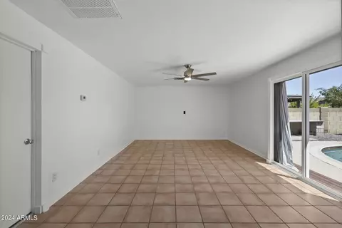 4401 E Arapahoe St, Phoenix, AZ 85044 photo 11